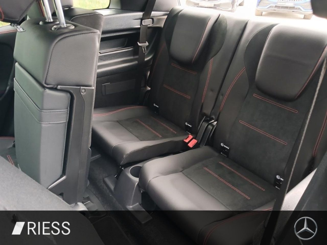 Mercedes-Benz GLB – Bild 14