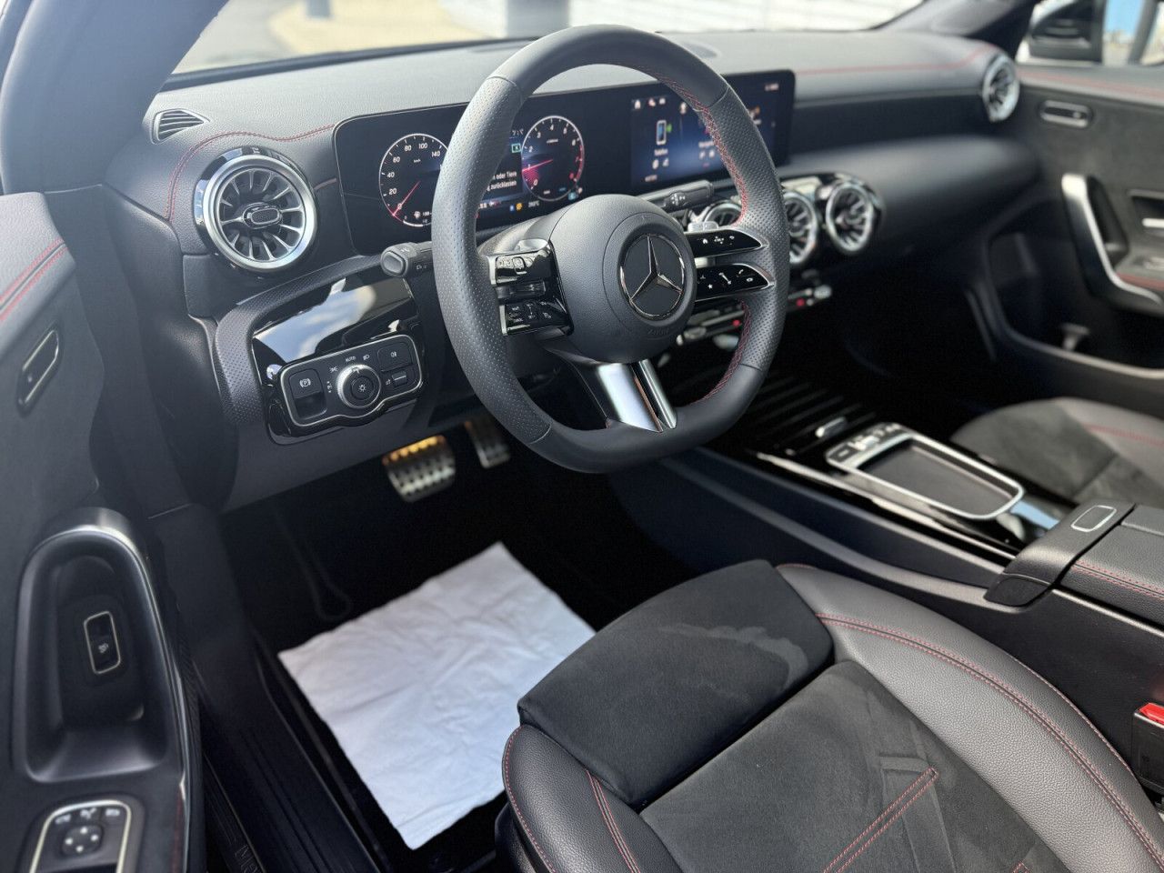 Mercedes-Benz CLA – Bild 9