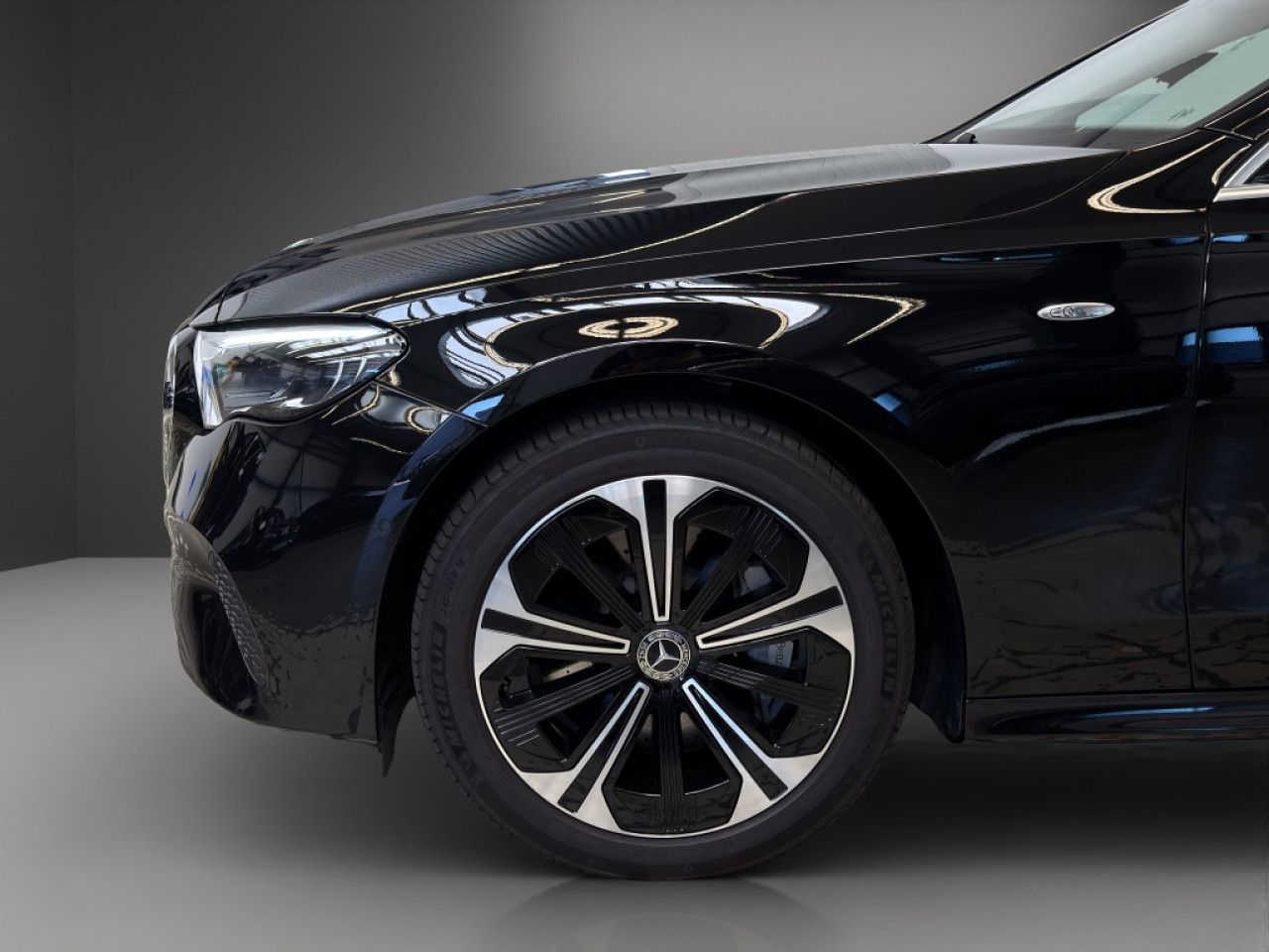 Mercedes-Benz E-Klasse – Bild 4