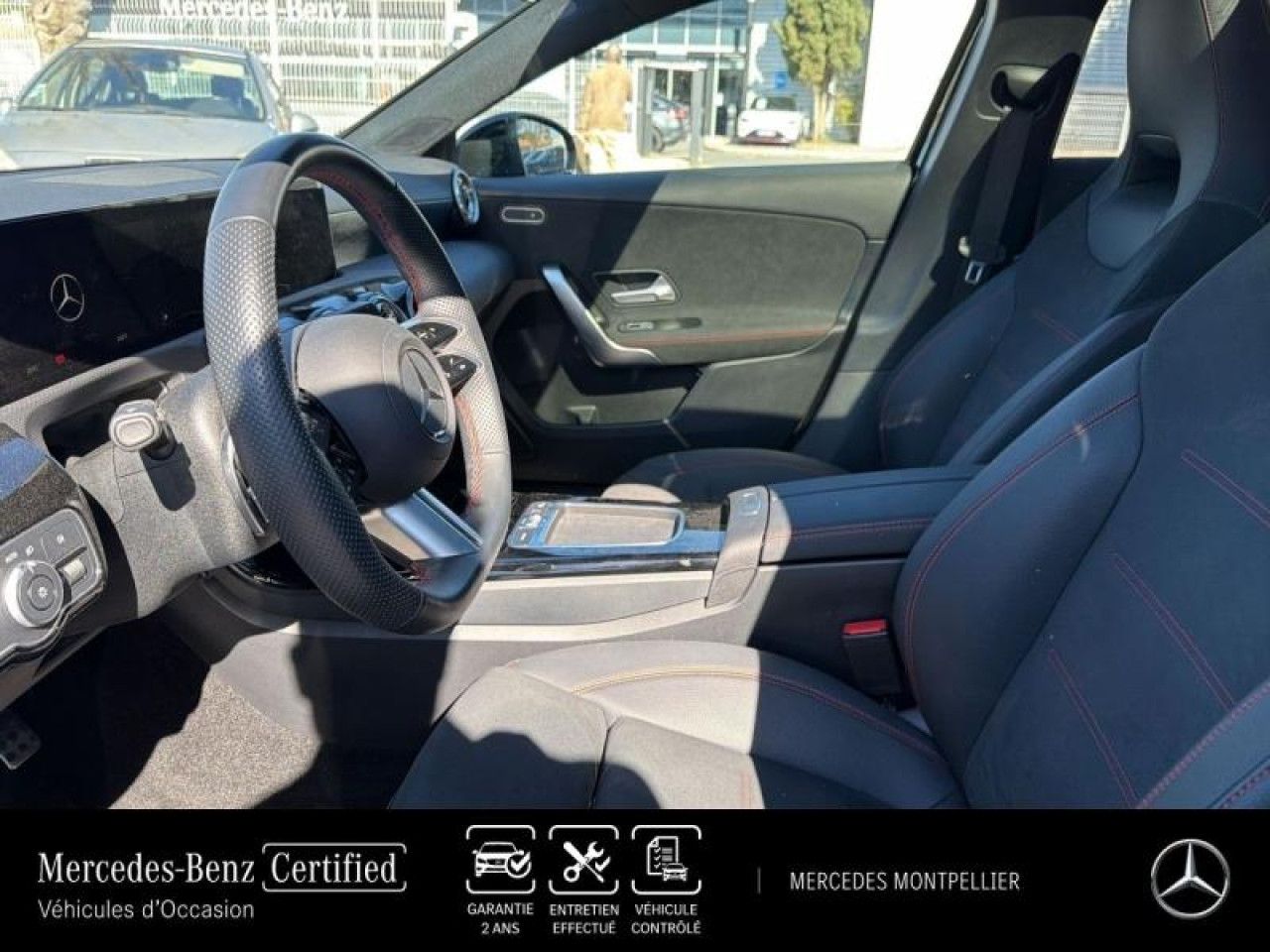 Photo du v&eacute;hicule 12 / 18