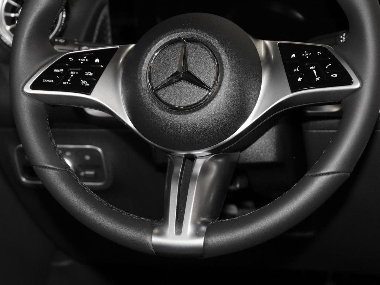 Mercedes-Benz GLB – Bild 14