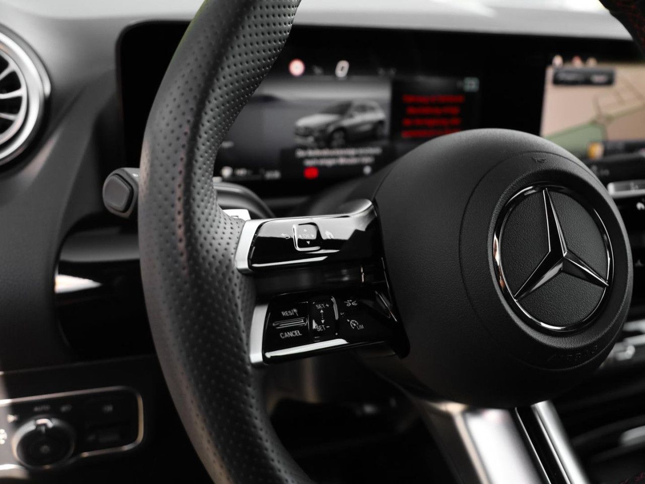 Mercedes-Benz GLA – Bild 13