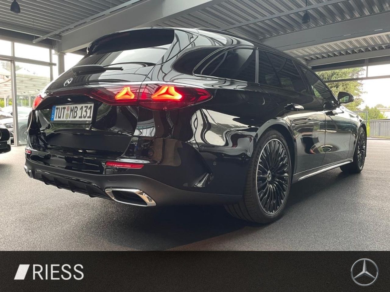 Mercedes-Benz E-Klasse – Bild 6