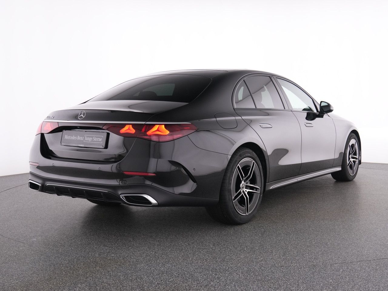 Mercedes-Benz E-Klasse – Bild 2