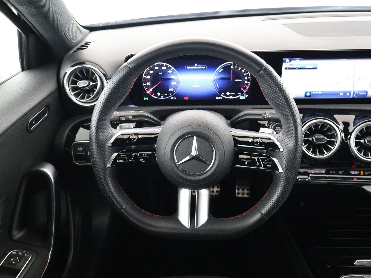 Mercedes-Benz A-Klasse – Bild 8