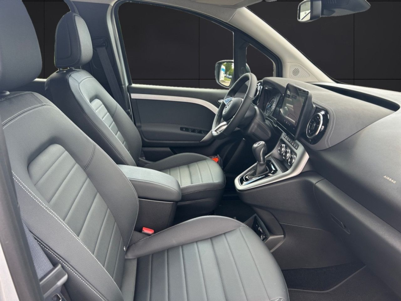 Mercedes-Benz EQT – Bild 11