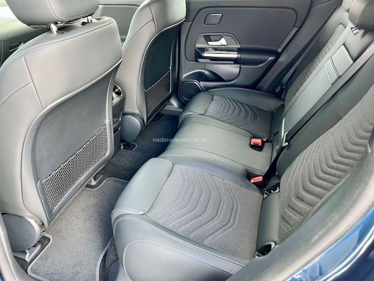 Obr&aacute;zok vozidla 8 / 8