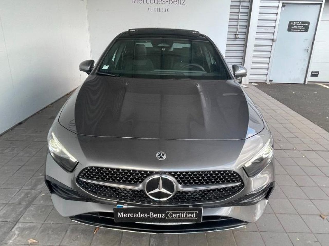 Photo du v&eacute;hicule 4 / 18