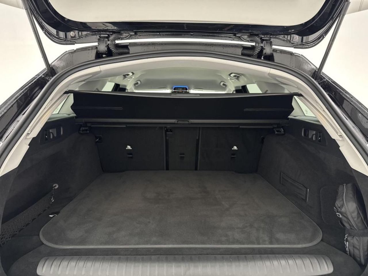 Zdjęcie pojazdu 18 / 22