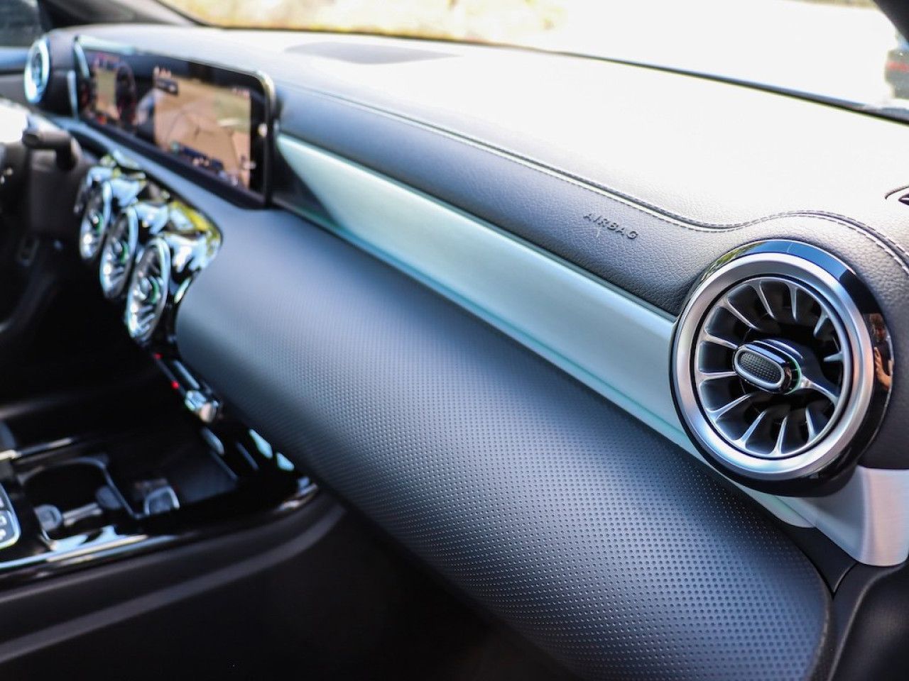 Mercedes-Benz CLA – Bild 24