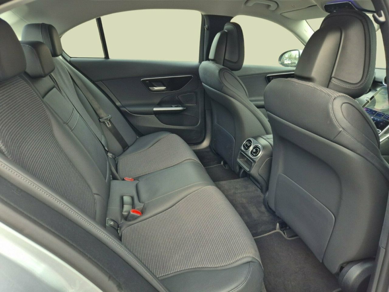 Mercedes-Benz C-Klasse – Bild 14
