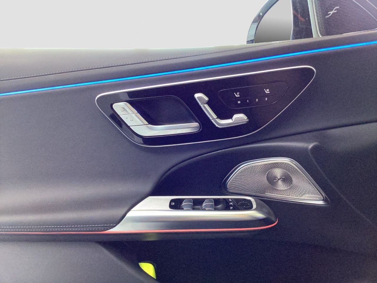Mercedes-Benz E-Klasse – Bild 11