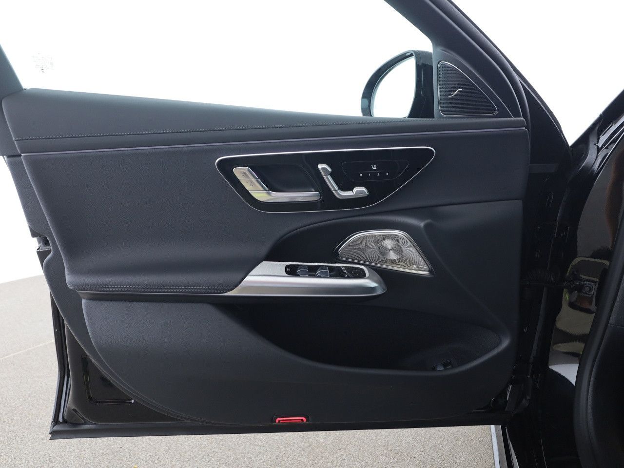 Mercedes-Benz E-Klasse – Bild 12