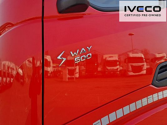 Vehicle image 4 / 13