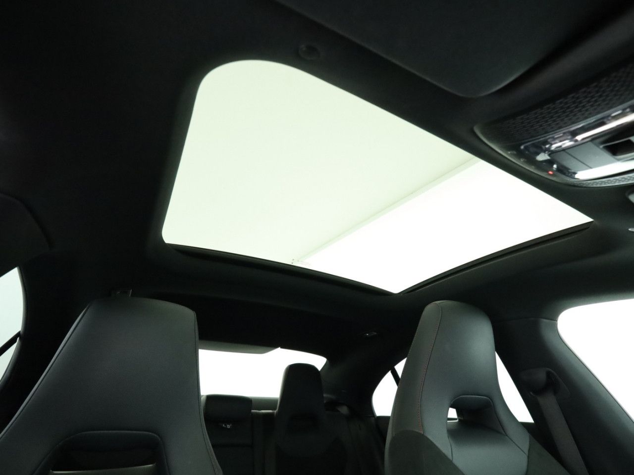 Mercedes-Benz CLA – Bild 21