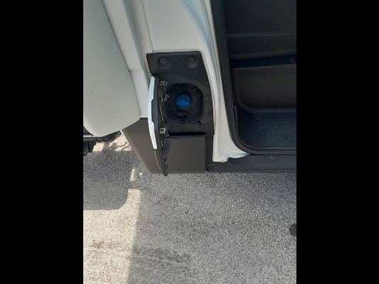 Vehicle image 17 / 17