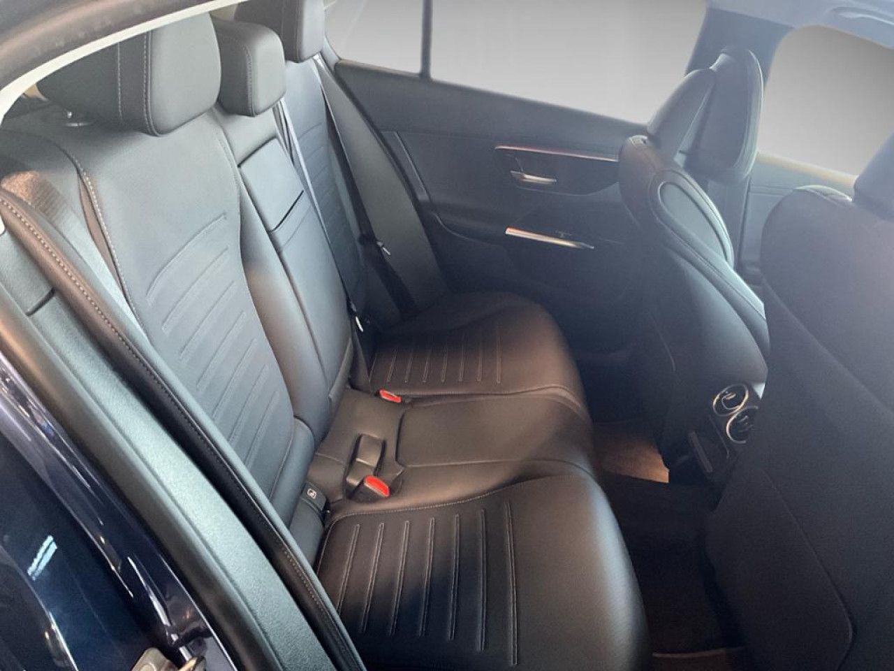 Mercedes-Benz C-Klasse – Bild 11