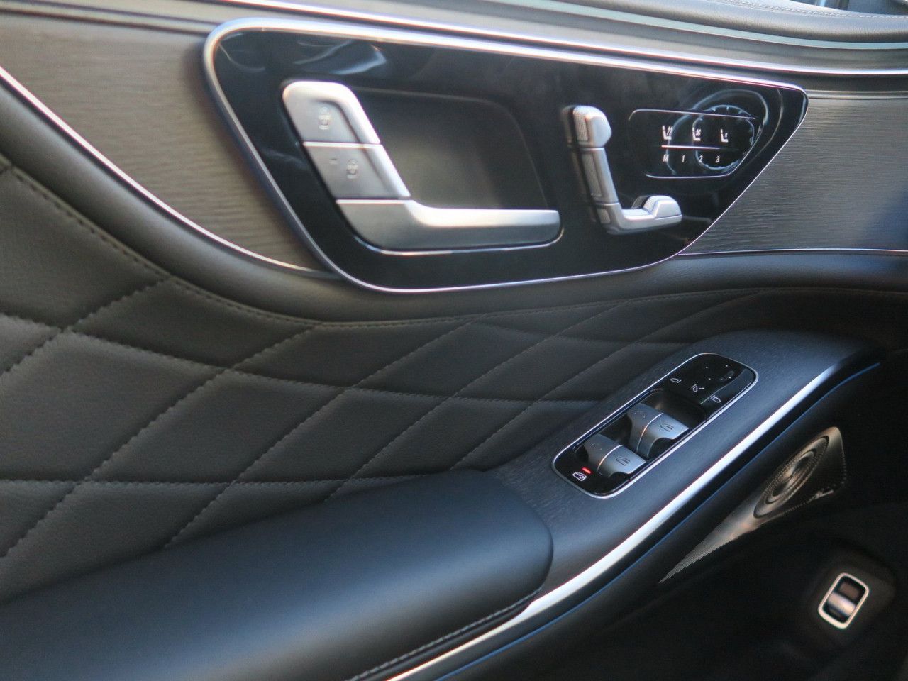 Mercedes-Benz S-Klasse – Bild 23