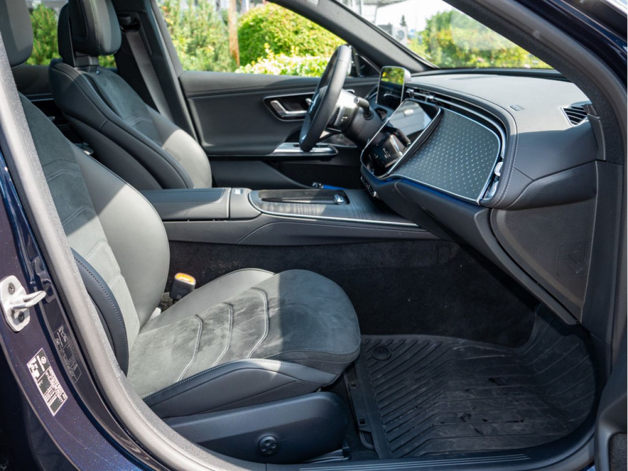Mercedes-Benz E-Klasse – Bild 2