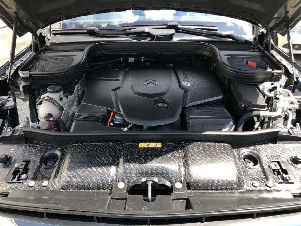 Mercedes-Benz GLS – Bild 16
