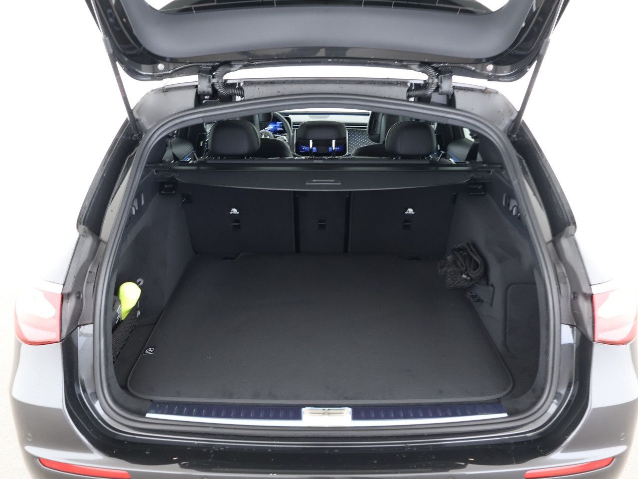 Mercedes-Benz E-Klasse – Bild 15