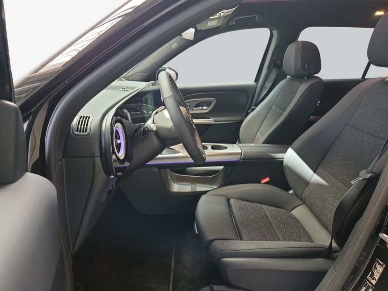 Mercedes-Benz GLB – Bild 11