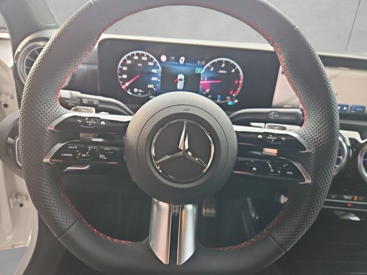 Mercedes-Benz A-Klasse – Bild 9