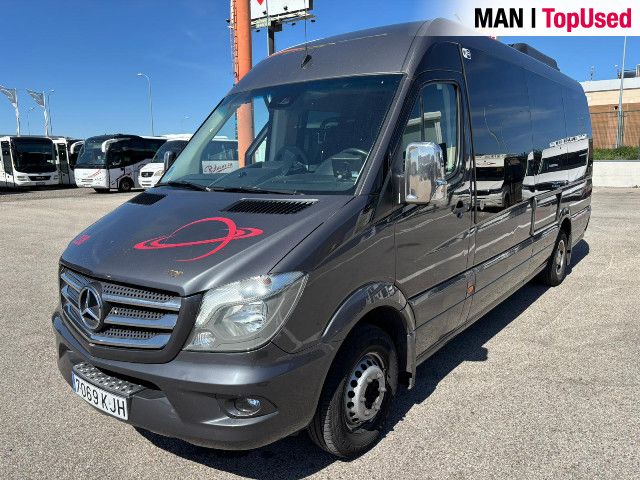 Mercedes-Benz Noge 3