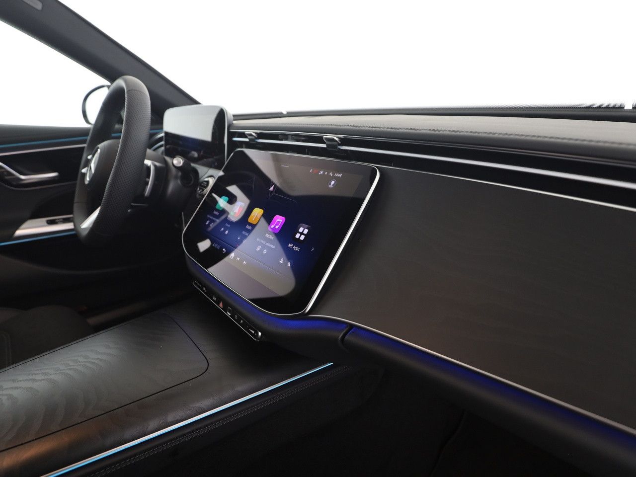 Mercedes-Benz E-Klasse – Bild 18