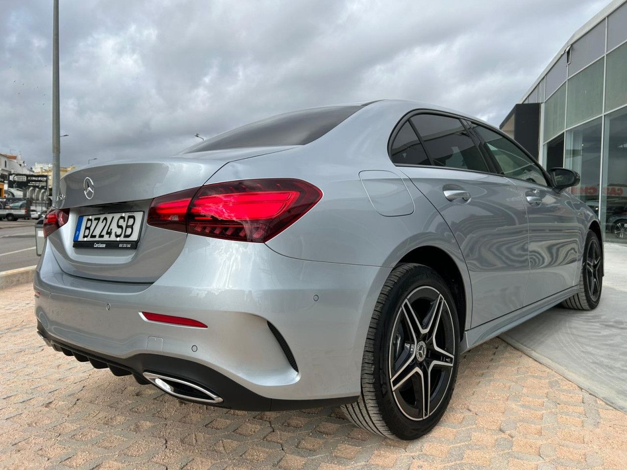 Imagem do veículo 2 / 11