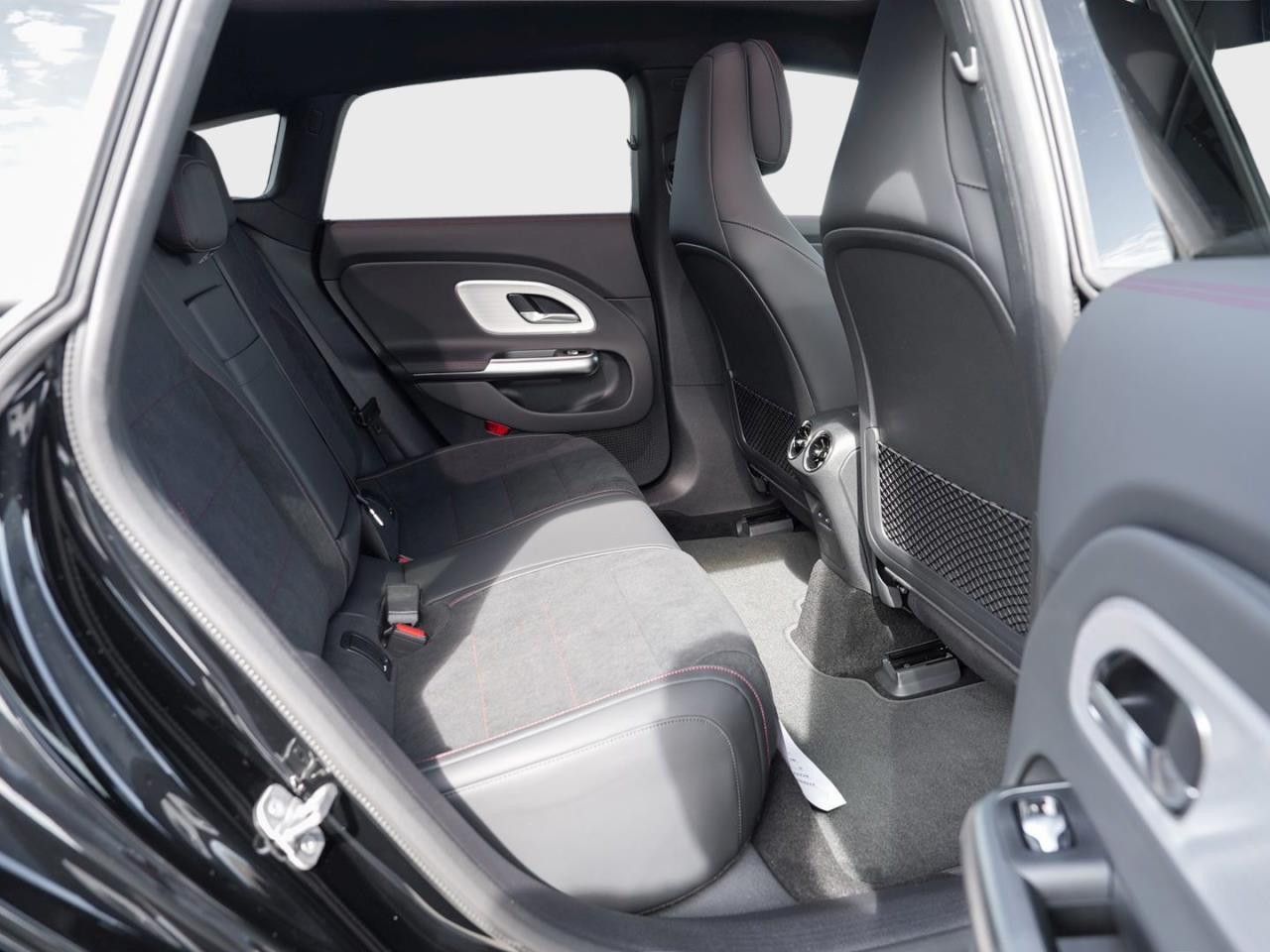 Mercedes-Benz CLA – Bild 11