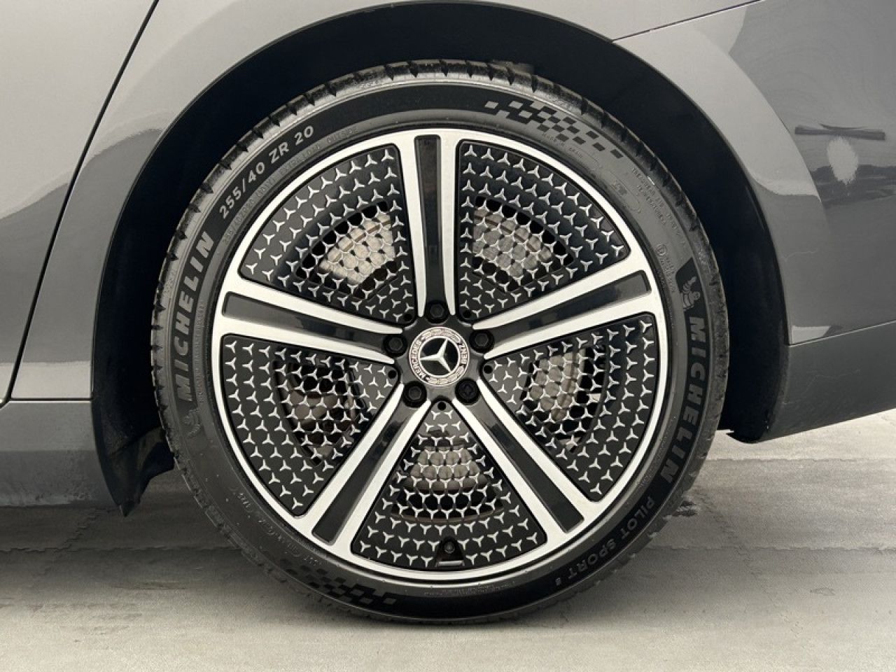 Photo du v&eacute;hicule 9 / 18