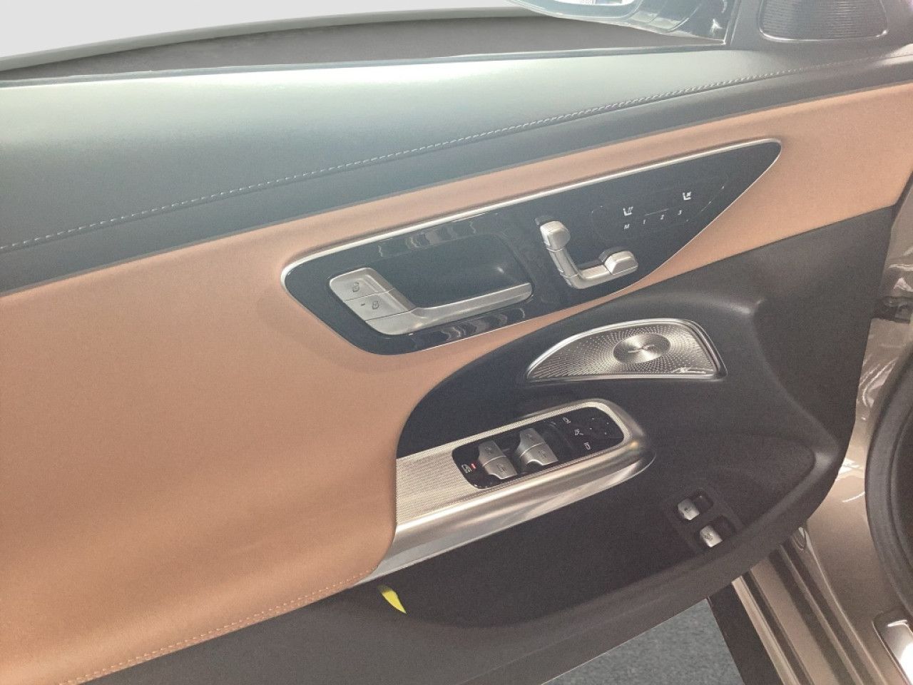 Mercedes-Benz E-Klasse – Bild 15