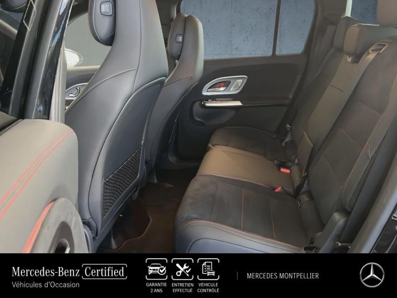 Photo du v&eacute;hicule 10 / 18