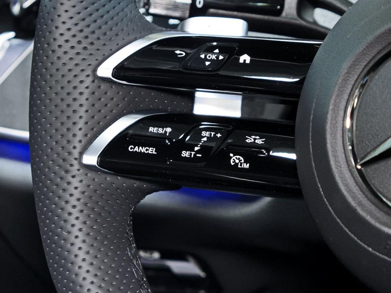 Mercedes-Benz E-Klasse – Bild 8