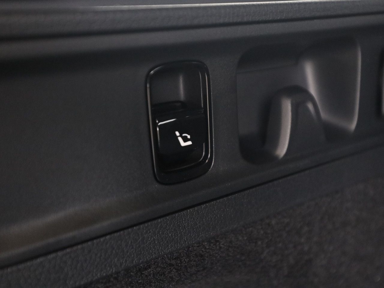 Mercedes-Benz C-Klasse – Bild 24