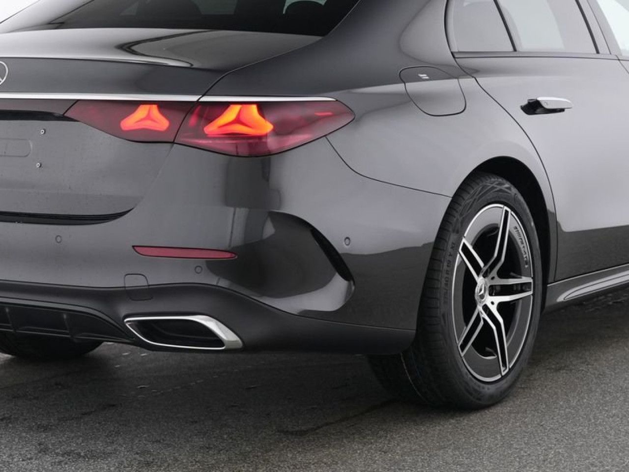 Mercedes-Benz E-Klasse – Bild 3