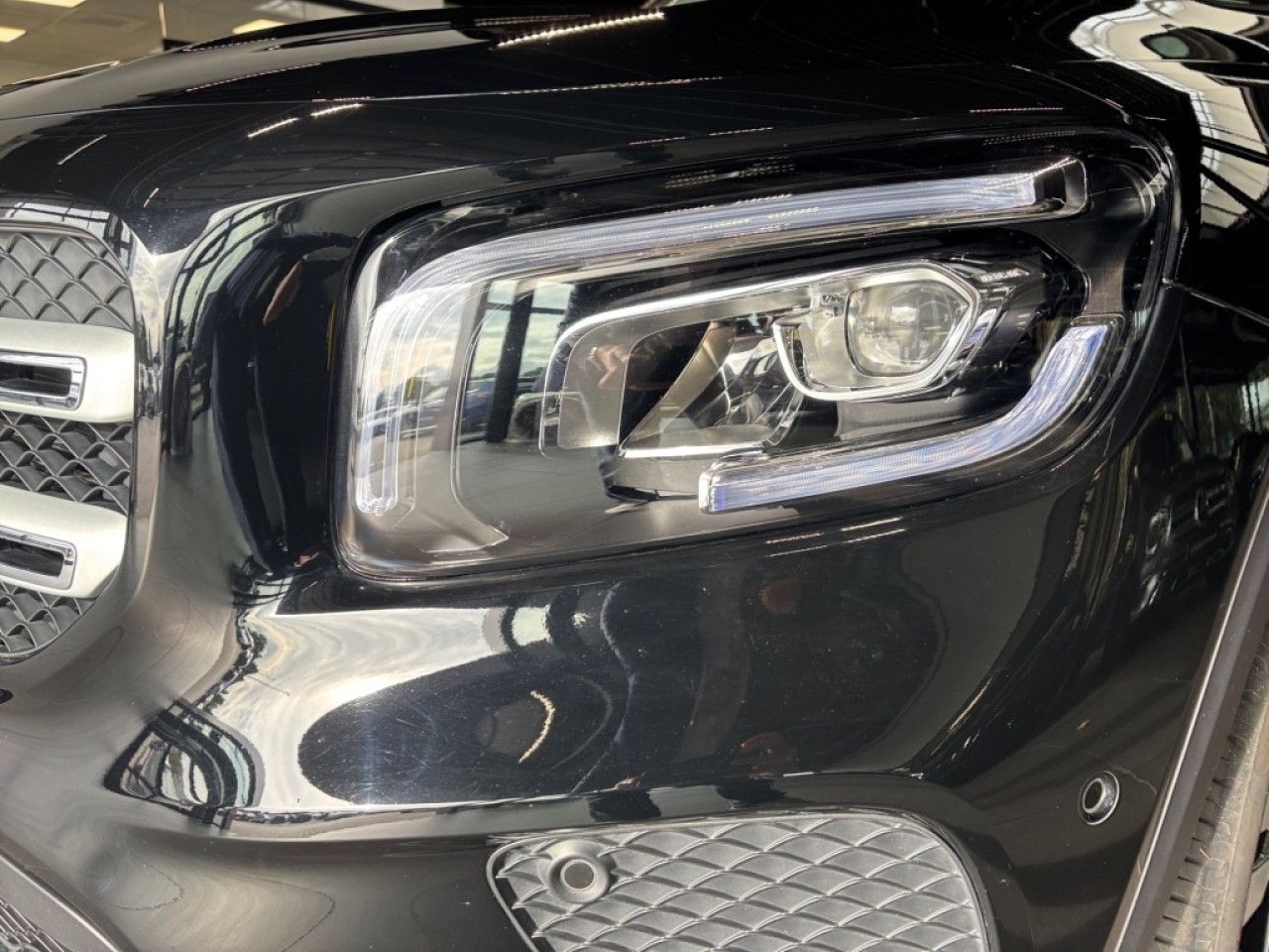 Mercedes-Benz GLB – Bild 2