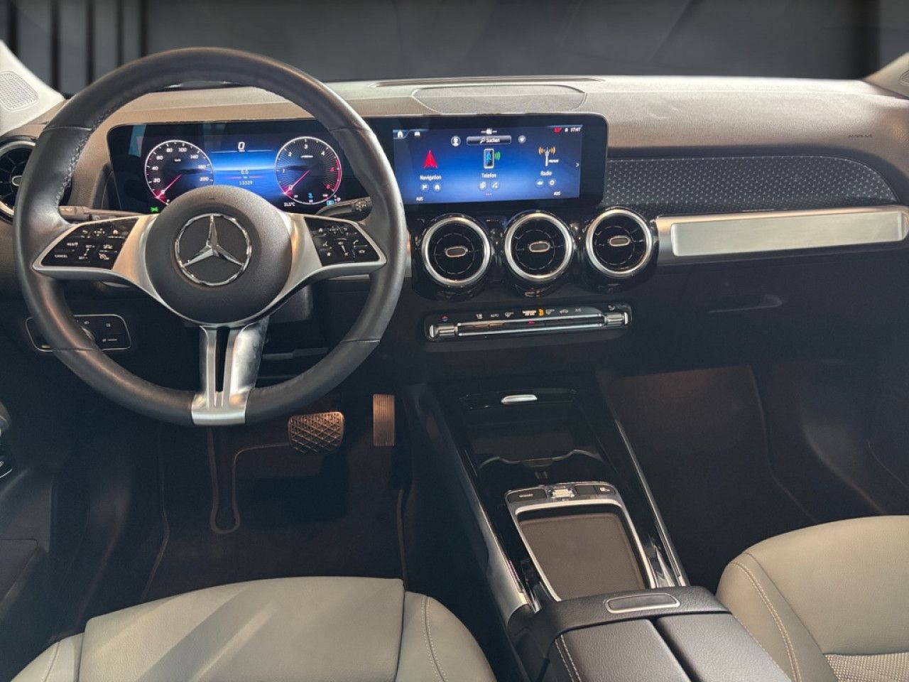 Mercedes-Benz GLB – Bild 13