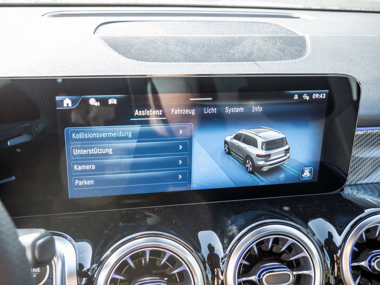 Mercedes-Benz GLB – Bild 10