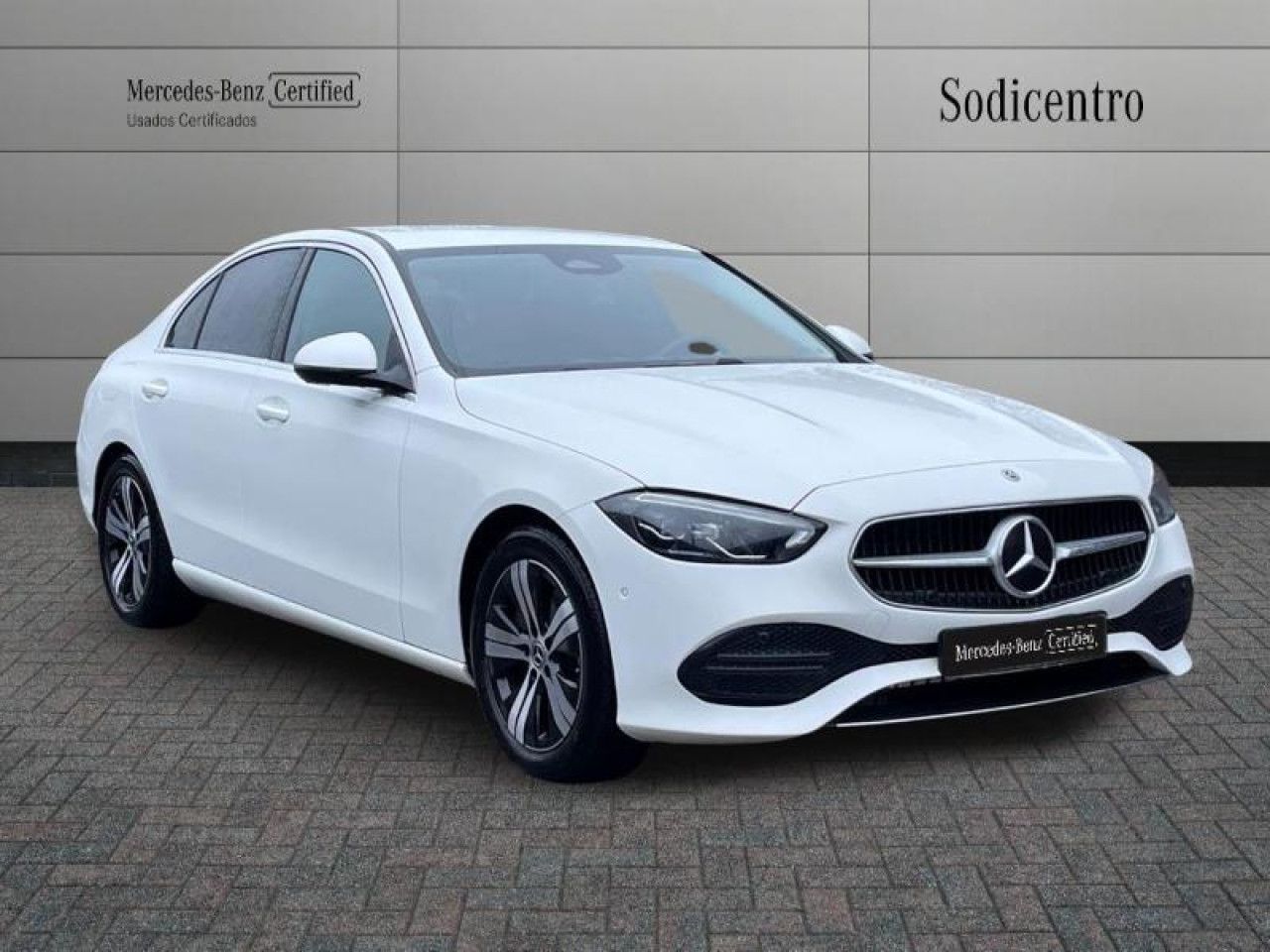 Imagem do ve&iacute;culo 2 / 20