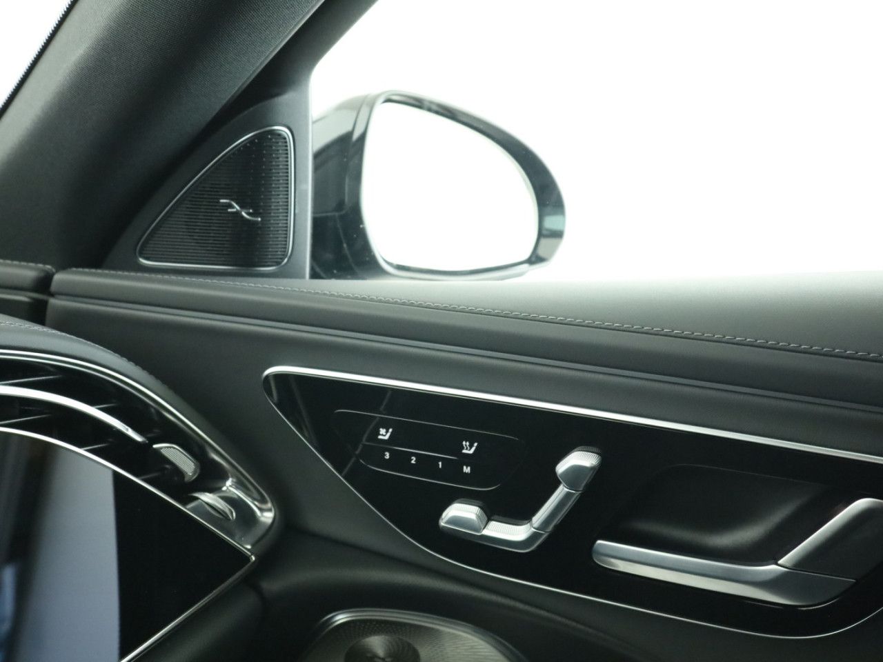 Mercedes-Benz E-Klasse – Bild 16