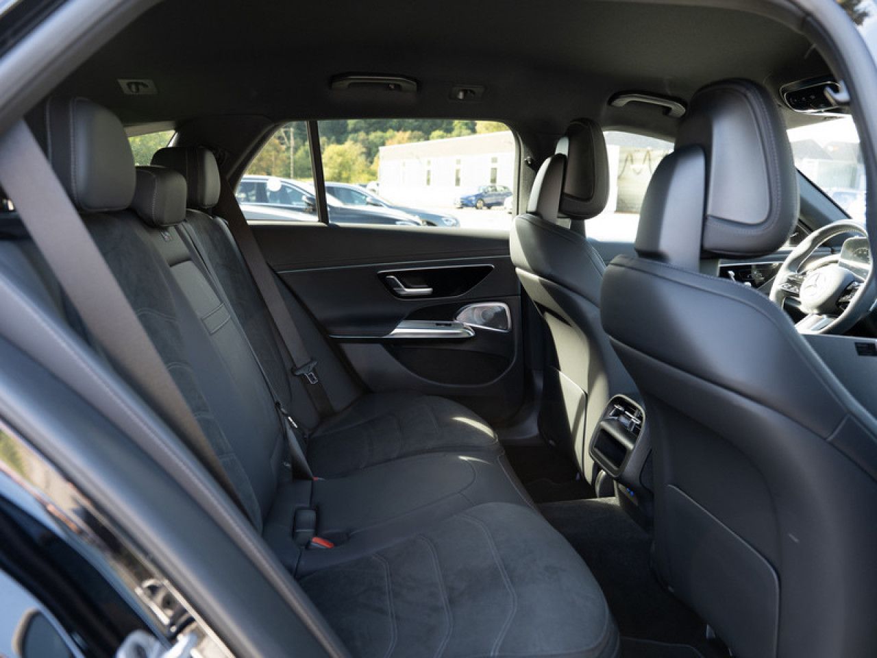 Mercedes-Benz E-Klasse – Bild 4