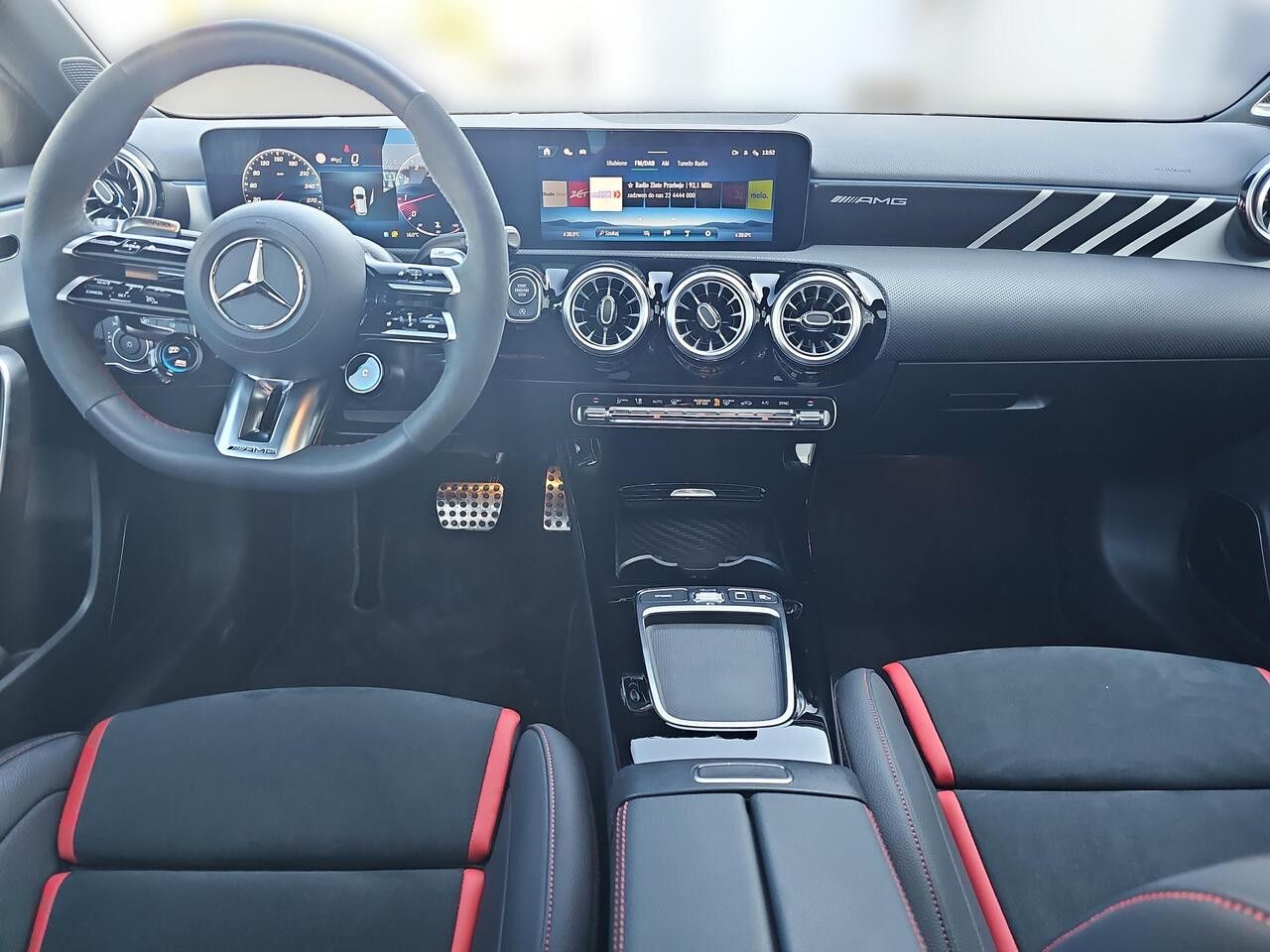 Zdjęcie pojazdu 11 / 25