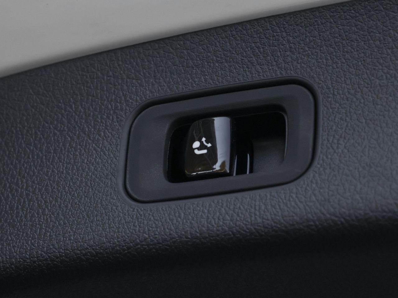 Mercedes-Benz GLC – Bild 13