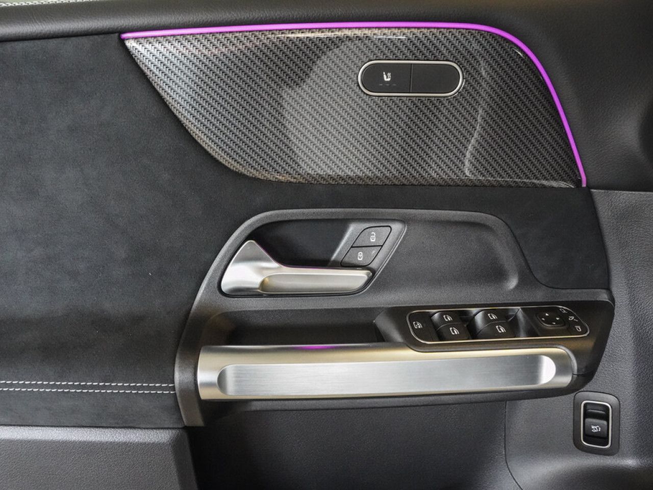 Mercedes-Benz GLB – Bild 15