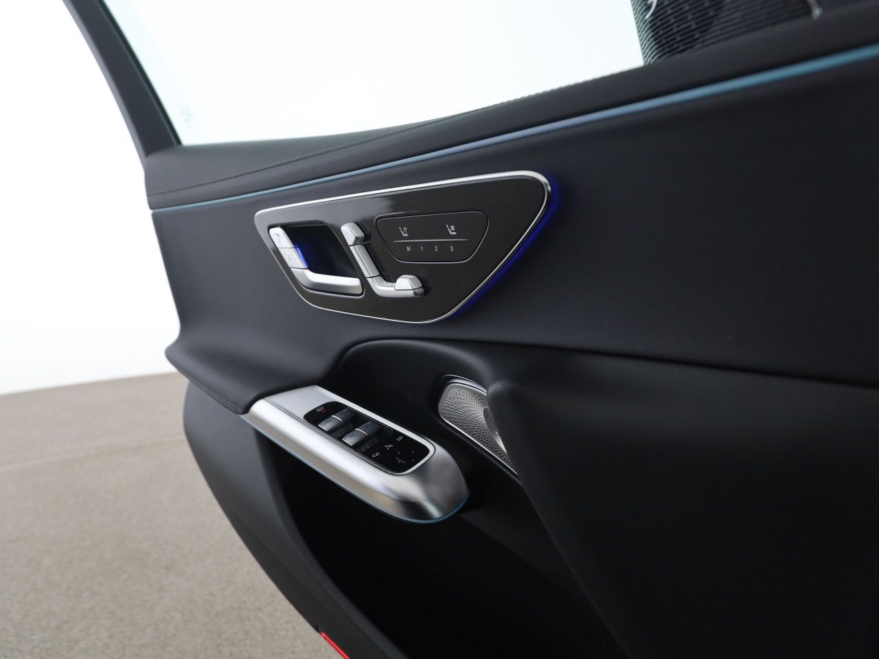 Mercedes-Benz E-Klasse – Bild 13