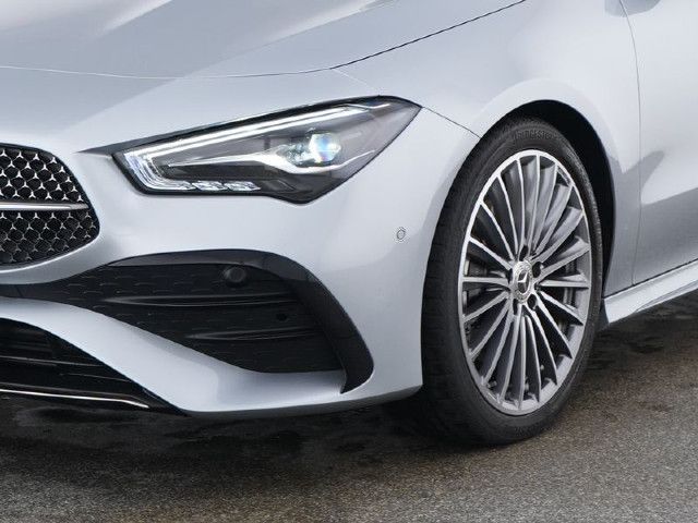 Mercedes-Benz CLA 220