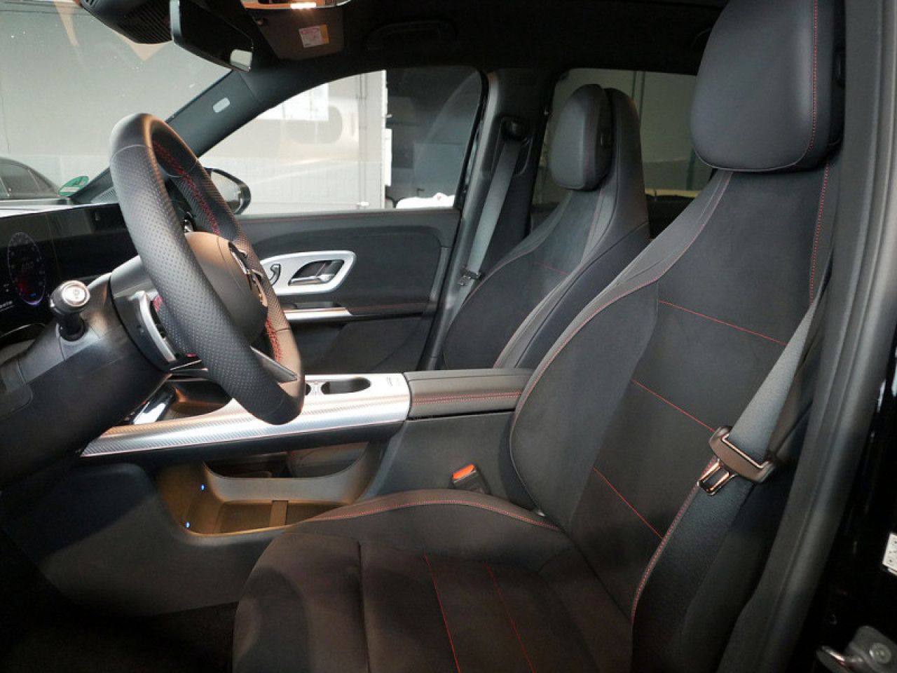 Mercedes-Benz GLB – Bild 16