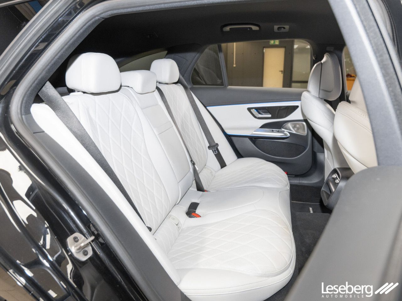 Mercedes-Benz E-Klasse – Bild 16